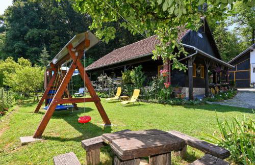 Kuća Viola, traditional wooden house in Tuhelj - Foto 2