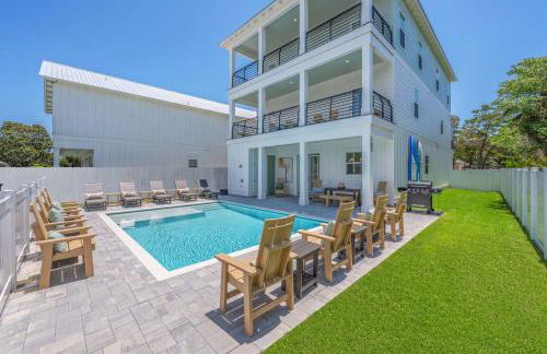 2 Blocks to the Beach! Pool & Golf Cart, Sleeps 21 - Foto 40
