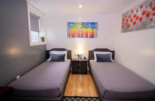 Elegant 2 Bedroom Suite w Modern Amenities - Foto 11
