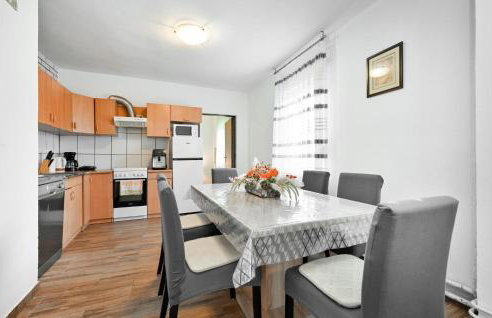 Amazing Home In Ivanska With Kitchen - Foto 4