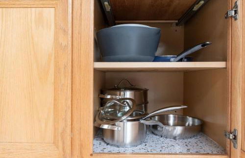 Peaceful Gem HotTub Fenced Yard & Near Downtown - Foto 35