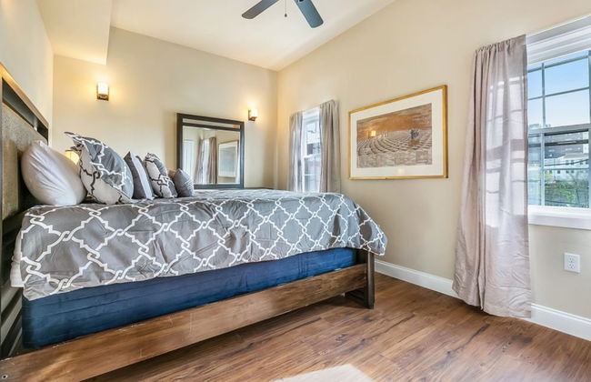 Brand New Elegance and Vibrancy in NOLA - Photo 16