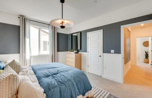 Elegant and Spacious Retreat with Yard in Woodland! - Foto 23