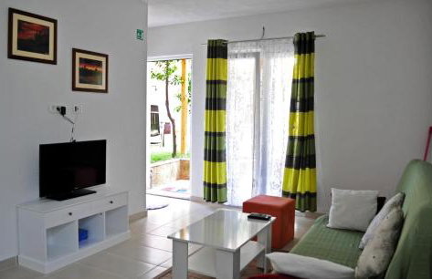 Apartments Val - Photo 32