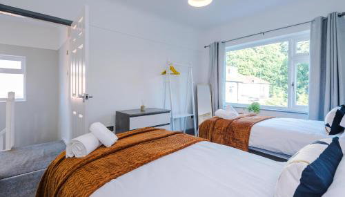 Premium 3-Bed Detached by Papermill, Deeside - Wirral - Foto 2