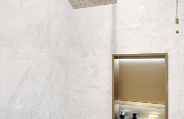 Shoreham Luxe Vibrant 4BR 2,5BA with Waterfront - Foto 50