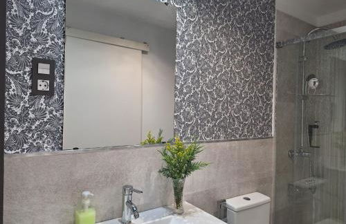 Apartamentos Puerta de Gijon - Foto 56