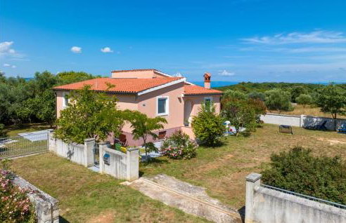 Cozy Home In Kavran With Wifi - Foto 10