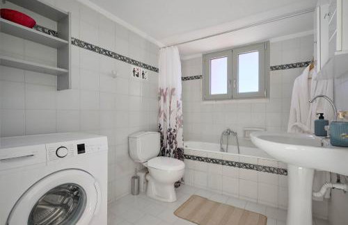 Creta Leisure Escape Private Pool & Garden Oasis - Photo 24