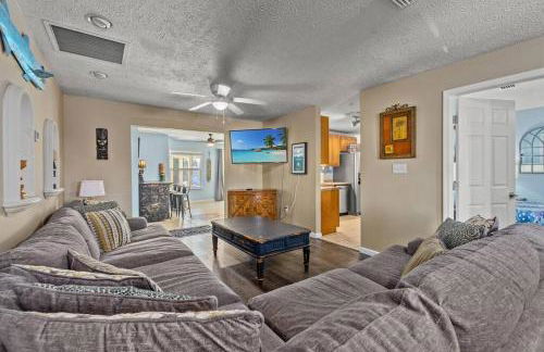 Pirates Cove - Private Pool, Seasonal Hot Tub, Game Room, Close to Beach, Pets OK - Photo 9