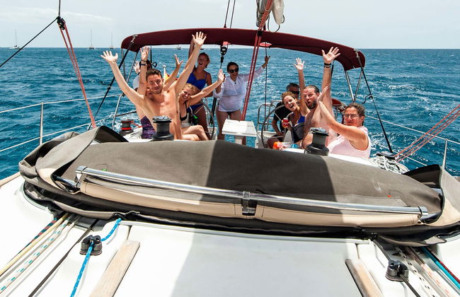 Paseo en velero con avistamiento de cetáceos desde Morro Jable - Foto 1