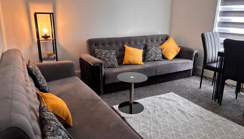 1 Bedroom Flat - Manchester Airport Apartment - 7 mins to MAN - Staycations & Business stays! - Foto 1