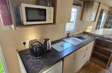 JY Holiday Caravans Wales, Oakfields Towyn Coastal Caravan Sleeps 6 - Foto 5