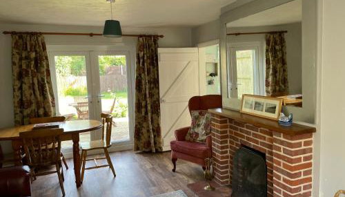 Betty's Cottage - Traditional Norfolk Farm Cottage - Foto 2