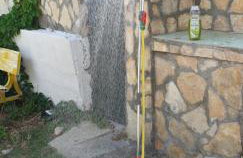 Babaloo Beach Apartments - Photo 34