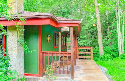 Cozy and Secluded Cabin with a Fireplace in the Poconos Mountains of Pennsylvania - Foto 14