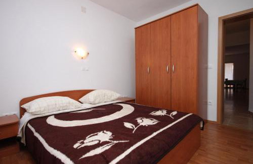 Family friendly seaside apartments Kustici, Pag - 6376 - Foto 10