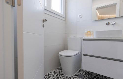 Modern 2BR Apt with Patio & AC - 0E - Foto 20