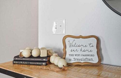 Spacious 6BR - Sleeps 22 - Game Room & Pool Access - Foto 7