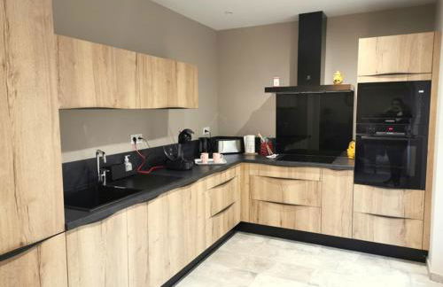 Gîte spacieux avec climatisation dans la campagne bourbonnaise - FR-1-489-339 - Foto 10