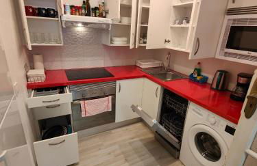 Rua Nova Apartment 28, 3 Dormitorios, WIFI, PS4 y Netflix, a 200m Catedral - Foto 6