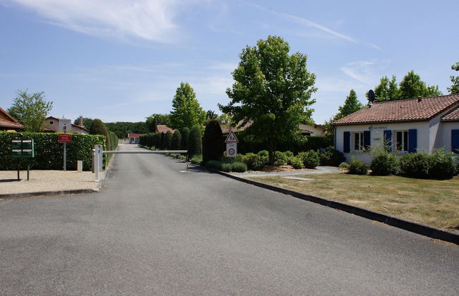 Amazing Holiday Home in Les Forges With Terrace - Photo 55