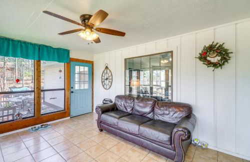 Fairfield Bay Home On Golf Course with Fenced Yard! - Foto 19