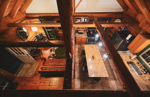 Whitehorse Mountain Retreat - Hot tub - Fireplace - Foto 3