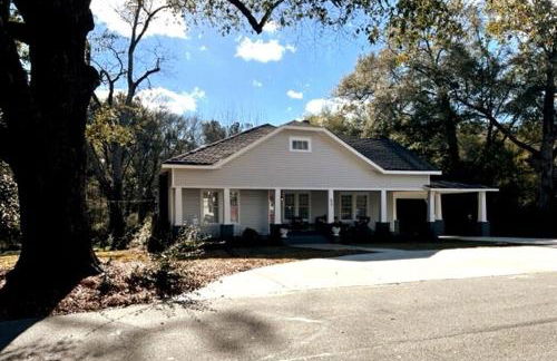 Aunt Beas House - Photo 16