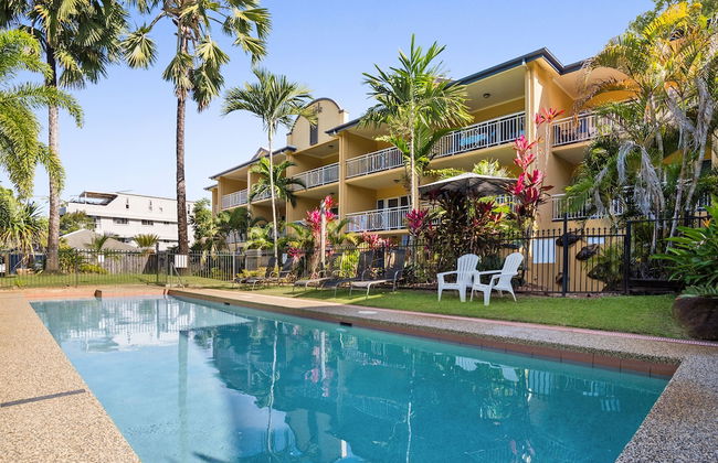 The York Beachfront Holiday Apartments - Photo 41