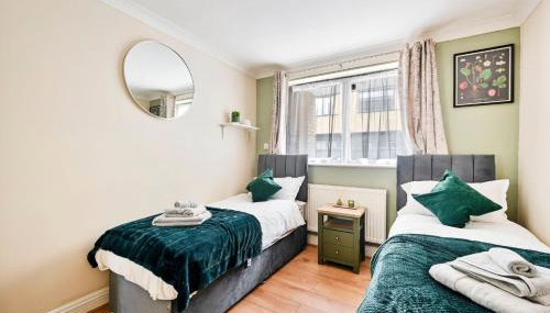 Sleeps 5, Westfield Shopping Centre, Free Parking - Foto 2, towels