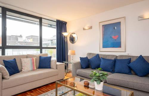 Bright Spacious Modern 5th flr City Oasis-Sleeps 6 - Pass the Keys - Foto 10