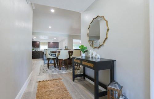 Pool Table, Minigolf, Games at Pondside FunHouse - Foto 8