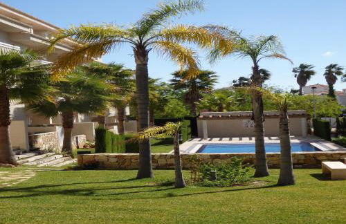 Pego Retreat with Shared Pool - Foto 1