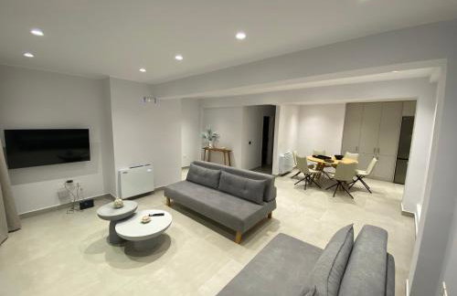 Thea Suite - Photo 2