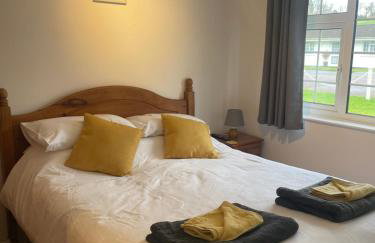 BumbleBee Lodge - Photo 15