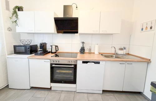 MOIN Apartments - Studio mit Balkon & Parkplatz, Wifi und TV - Foto 9