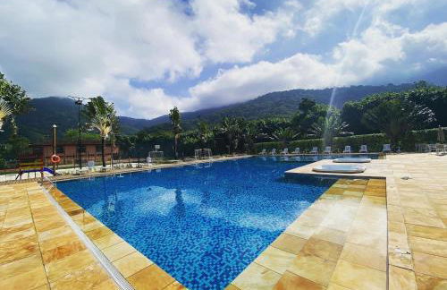 Maresias, Chalé H29 em condomínio dentro da Mata Atlântica e de frente a Entrada 18 da praia - Foto 38