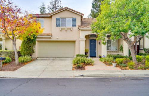 Centrally Located Home with Yard in Hayward! - Foto 1