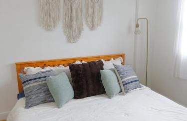 Spacious 4-Bedroom Family Home Sleeps 10 Peaceful Baltimore Suburb - Foto 6