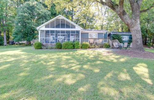 Cozy Cottage Leisure on Lake Wylie - Foto 8