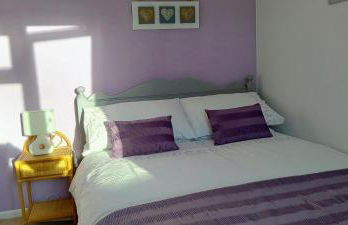 Ludlow Mews Town House with Free parking - Photo 16