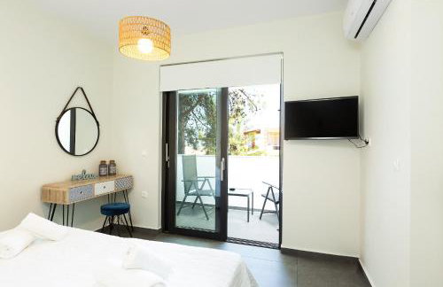 Nisos Villa, Pool & Heated SpaWhirlpool, Walking to Beach, By ThinkVilla - Photo 40