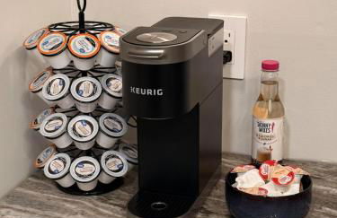 Huge Private Suite with Pool Table, Sauna & Fire Pit - Foto 23