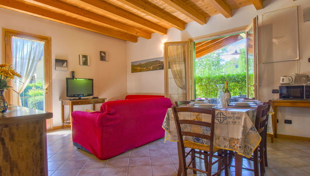 Kitchen / Dining Room
