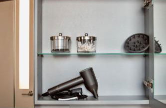 Modern Designer Stunning Hudson Views Corner Unit - Photo 15