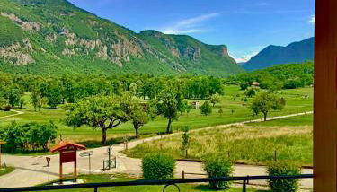 AU COEUR DU GOLF , Giez, proche Lac d' Annecy - Photo 2