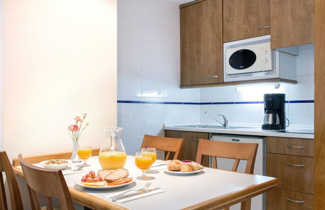 Hipotels Bahía Grande Aparthotel - Photo 18