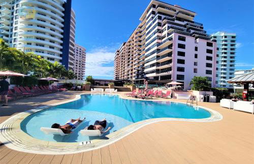 Luxury Beach Resort - HORA RENTALS - Foto 2