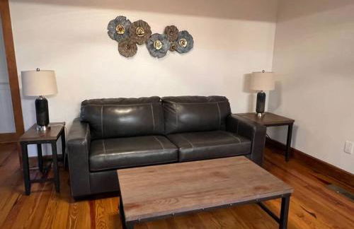 Golden Acres Ranch Hot Tub+Gameroom+Creek & wifi - Foto 4